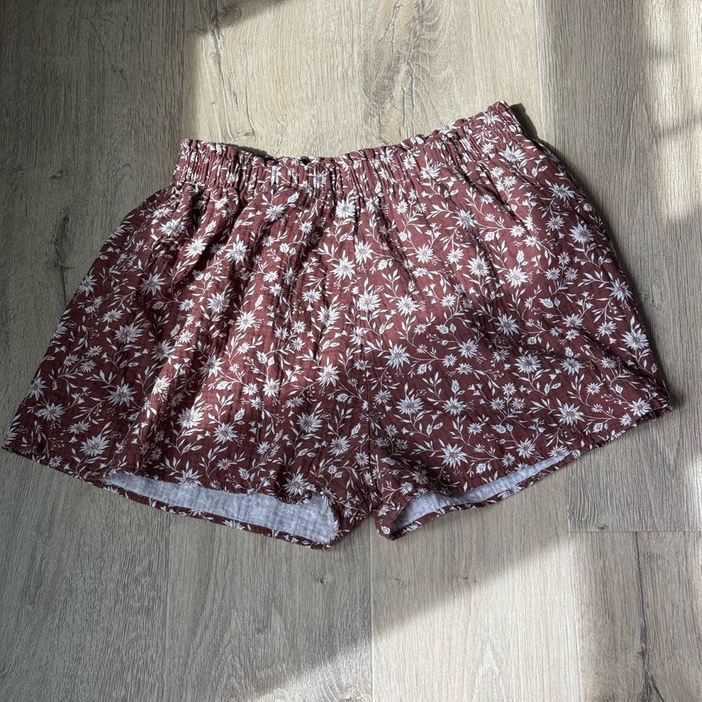 Rylee + Cru High Waist Floral Brown Shorts